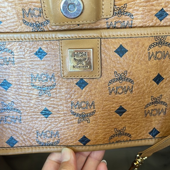 MCM tote - Picture 5 of 16